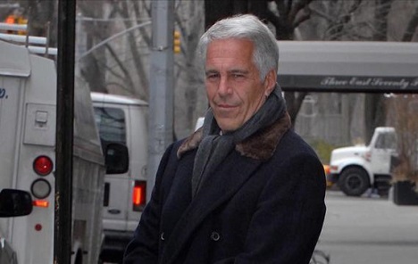Investitor Epstein mamio maloljetnice za seksualne usluge