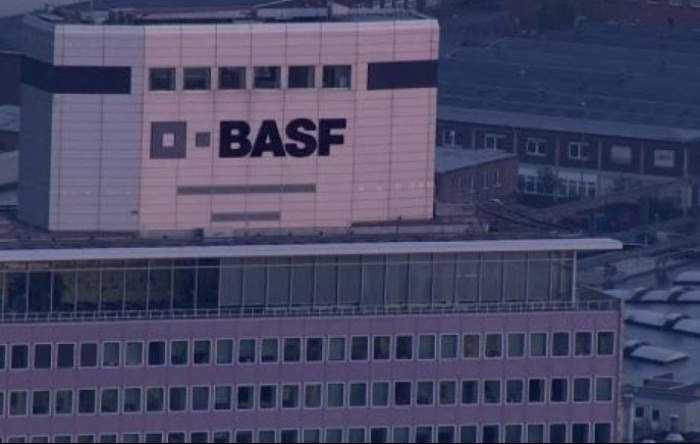 BASF potvrdio godišnje ciljeve nakon pada prodaje na početku godine