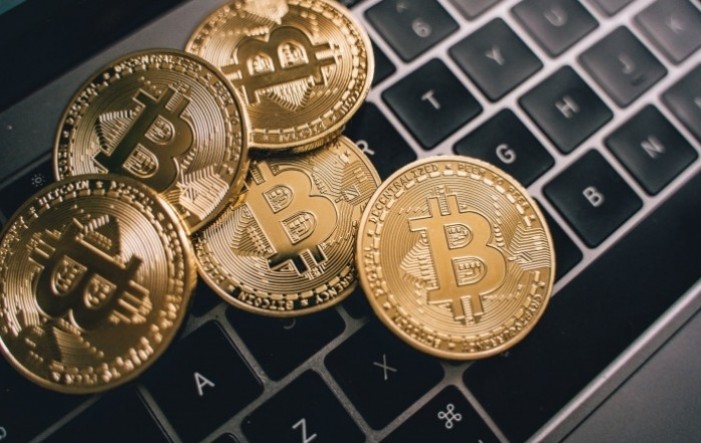 Bitcoin potonuo 20 posto ispod rekordne vrijednosti