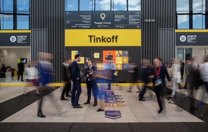 Yandex pregovara o preuzimanju online banke Tinkoff