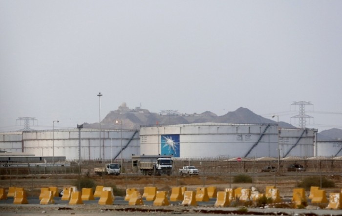 Saudijska Arabija: Raketa pogodila postrojenje Saudi Aramca