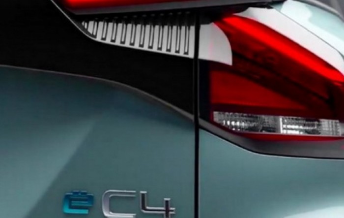 Citroen najavio električnu verziju modela C4 