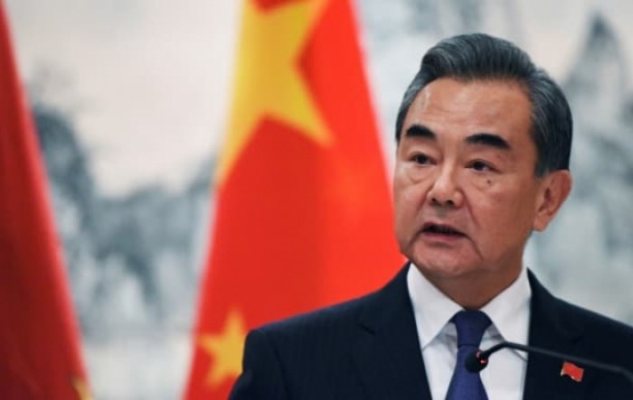 Šef kineske diplomacije pozvao SAD da ukine sankcije i carine Kini