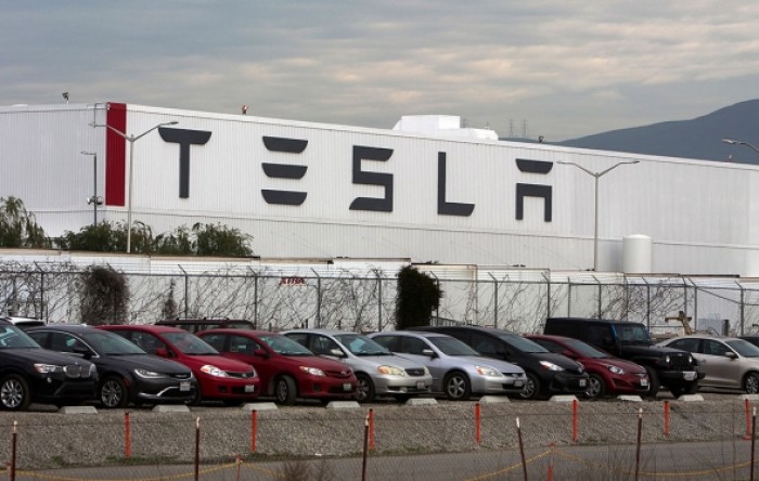 Tesla otpušta 75% radnika iz tvornice u Nevadi