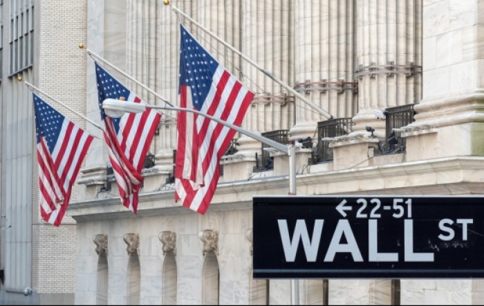 Wall Street na oprezu, indeksi stagnirali