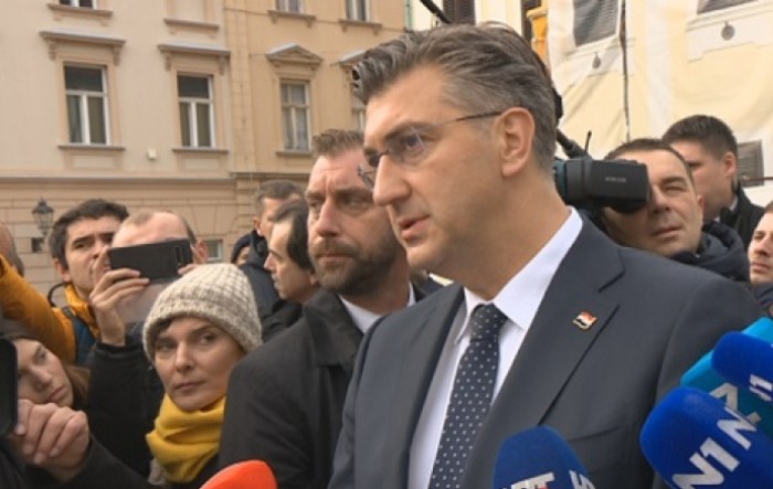 Plenković: Nema baš ničeg lijevog u politici HDZ-a ni ove Vlade