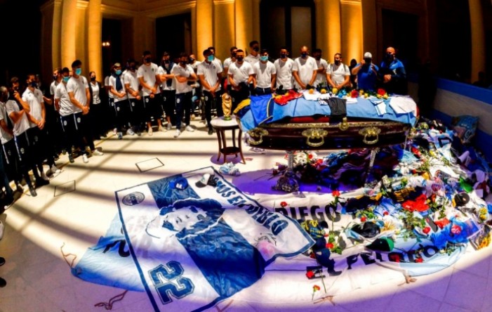 Pokopan Diego Maradona