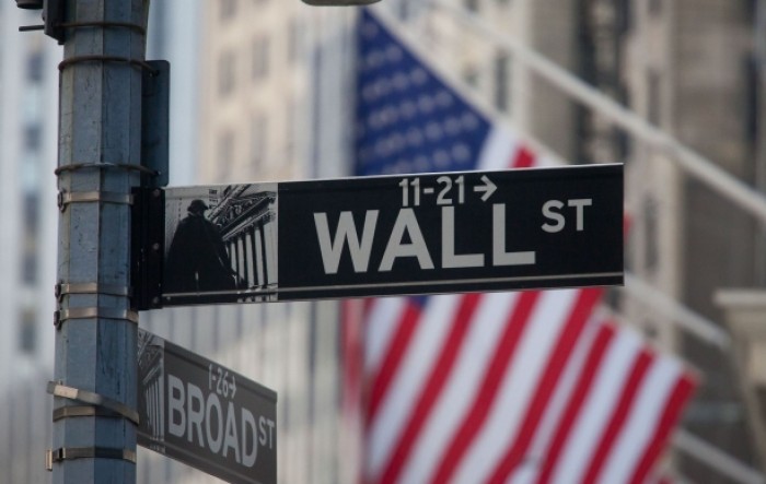 Wall Street porastao u očekivanju novih poticaja