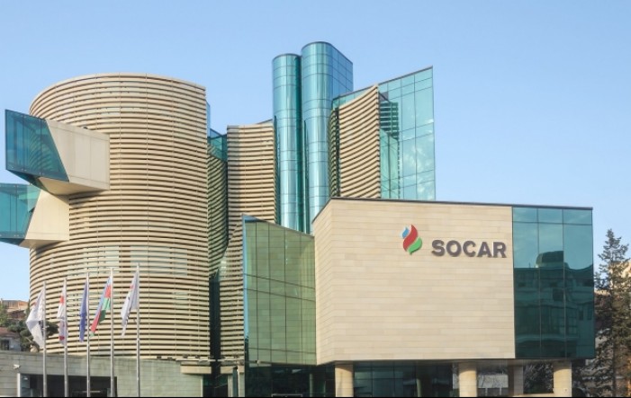 SOCAR želi Naftnu industriju Srbije