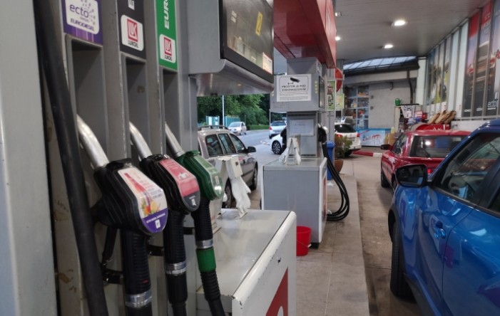 Srbija i Slovenija izuzete od odluke Mađarske o većim cijenama goriva za strance