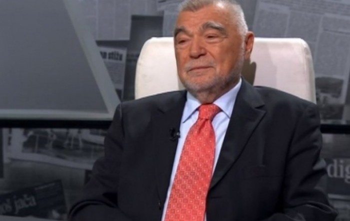 Mesić u Kumrovcu: Djecu lažu već u školi