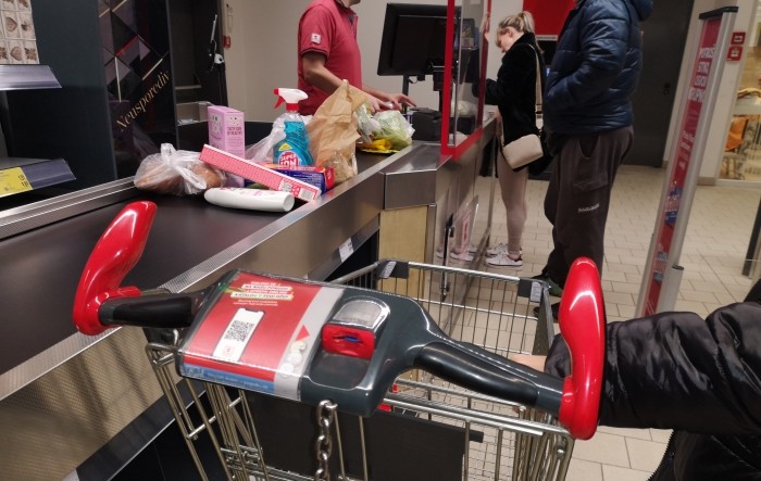 Mađarska dodatno limitira cijena hrane i prisiljava trgovce da nude obvezne popuste