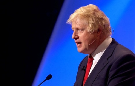 Johnson planira uvesti pune carinske provjere za robu iz EU-a