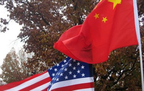 Kina odgovorila SAD-u: Na meti vino, kondomi i parfemi