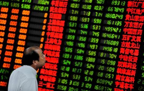 Šangajsko tržište potonulo dodatnih 7,5%