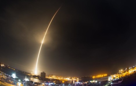 NASA očekuje prvi SpaceX-ov let s posadom početkom 2020.