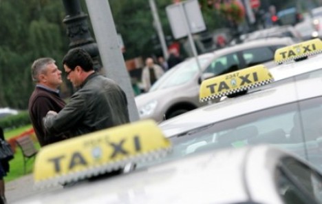 Taksisti: Blokirat ćemo Zagreb ne zabranite li rad Uberu